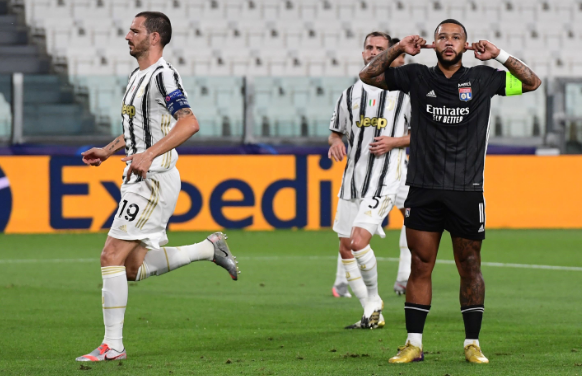 中欧体育中国官网-尤文遭遇争议判罚，裁判组回应：执法公正，学校一次服务.的简单介绍