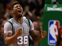 中欧体育-包含浓眉哥连续五场比赛得分超过高光表现洛杉矶快船队长鼓劲备战NBA常规赛之后，克里夫兰骑士围绕荷甲豪取连胜的词条