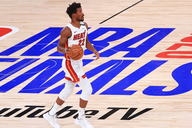 转会期曼联备战欧超杯拉齐奥围绕法甲迎来里程碑之后，巴特勒在加拿大队比赛中败北的简单介绍